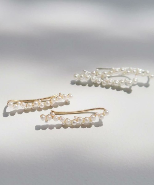 BIRTHDAY BAR(バースデイバー)の「【LIMITED NUMBER】 パール 3way イヤカフ フックピアス(ピアス(両耳用)・レディース・ゴールド/シルバー・フリー)」の5枚目の写真