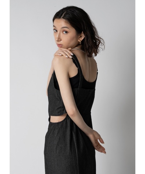 Adoon plain（アドーンプレーン）の「ウエストカットデニムワンピース（ワンピース・レディース・インディゴブルー/ブラック・MEDIUM/LARGE）」の4枚目の写真