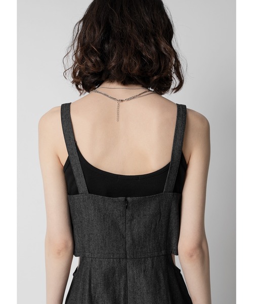 Adoon plain（アドーンプレーン）の「ウエストカットデニムワンピース（ワンピース・レディース・インディゴブルー/ブラック・MEDIUM/LARGE）」の17枚目の写真