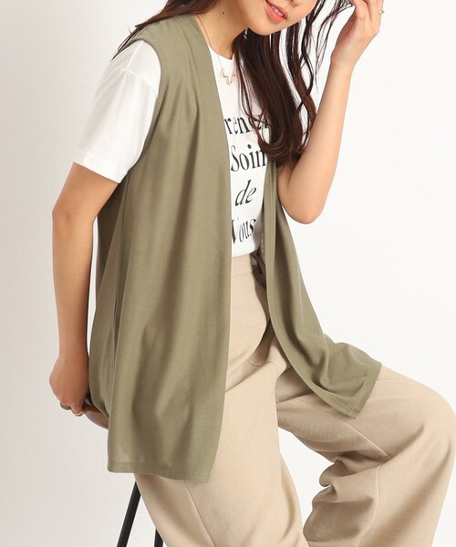 DRESKIP(ドレスキップ)の「◆【2点セット】さらさら薄手ジレ+ロゴTシャツ(ベスト・レディース・サンドベージュ/ブラック/カーキ・02/03)」の3枚目の写真