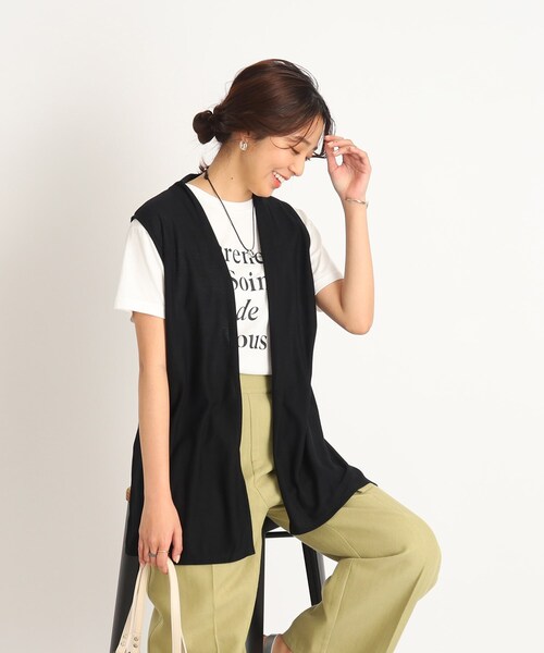 DRESKIP(ドレスキップ)の「◆【2点セット】さらさら薄手ジレ+ロゴTシャツ(ベスト・レディース・サンドベージュ/ブラック/カーキ・02/03)」の1枚目の写真