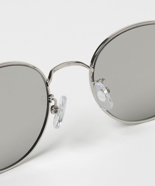 URBAN RESEARCH（アーバンリサーチ）の「メタルフレームカラーレンズサングラス（サングラス・レディース・ブラウン/グレー/グリーン・-）」の13枚目の写真