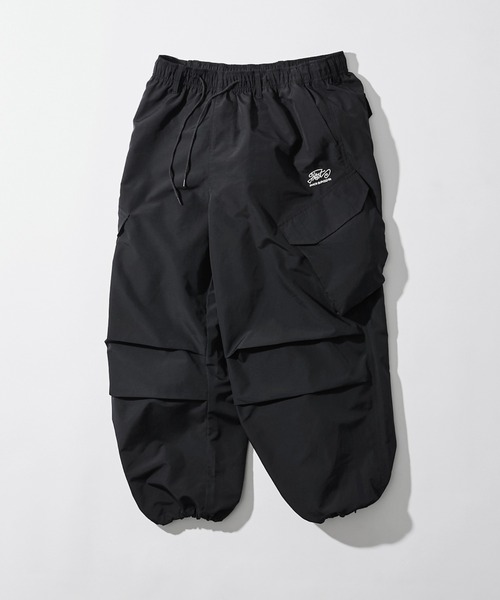WHO'S WHO gallery（フーズフーギャラリー）の「COOPER FACT スーパーワイドイージーカーゴパンツ（カーゴパンツ・メンズ・ブラック/ホワイト/ネイビー・FREE）」の5枚目の写真