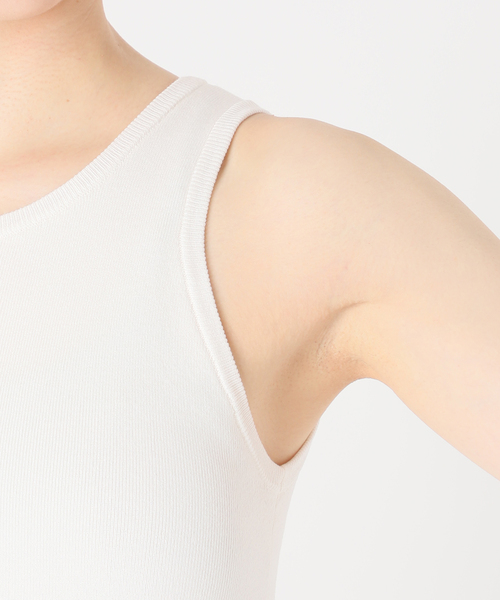 VERMEIL par iena（ヴェルメイユパーイエナ）の「ソウバリ ニット タンクトップ（タンクトップ・レディース・ホワイト/ブラック・FREE）」の9枚目の写真