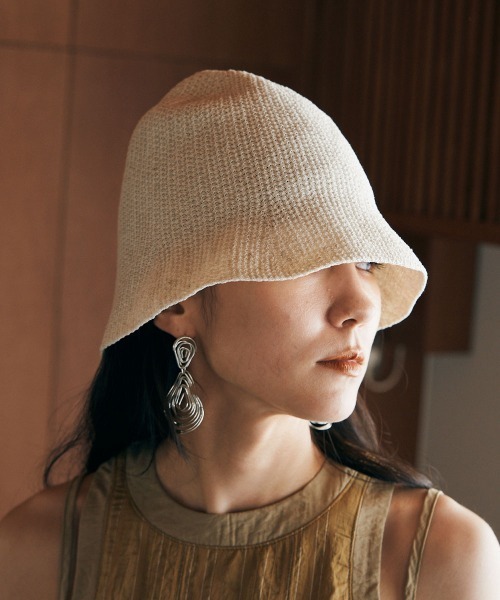 marjour（マージュール）の「LINEN BLEND BELL HAT（ハット・レディース・ブラック/オフホワイト・FREE）」の3枚目の写真