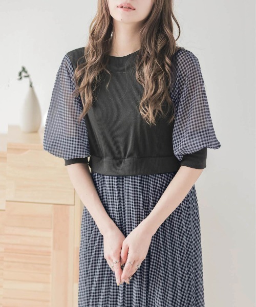 AMELY(エミリー)の「ドッキングプリーツワンピース(ワンピース・レディース・ホワイト/ブラック/ブルー/チェック/その他/ブラック系その他/アイボリー/グレイッシュベージュ/ベージュ・M/L)」の12枚目の写真