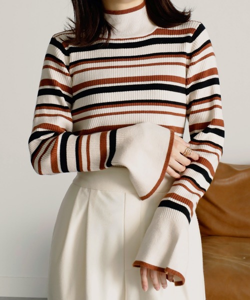 RANAN（ラナン）の「ハイネックフレア袖配色リブニット（ニット/セーター・レディース・ホワイト系1/ブラック系1/ライトグレー系1/ブラウン系1/ブルー系1・L/LL/M）」の4枚目の写真