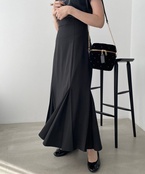 one after another NICE CLAUP(ワンアフターアナザーナイスクラップ)の「バックレースアップマーメイドスカート(スカート・レディース・テラコッタ/アイボリー/ブラック/杢グレー・SMALL/MEDIUM)」の21枚目の写真