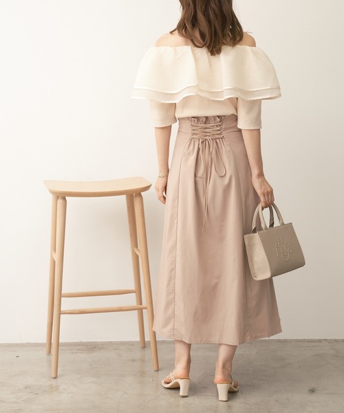 one after another NICE CLAUP(ワンアフターアナザーナイスクラップ)の「バックレースアップマーメイドスカート(スカート・レディース・テラコッタ/アイボリー/ブラック/杢グレー・SMALL/MEDIUM)」の9枚目の写真