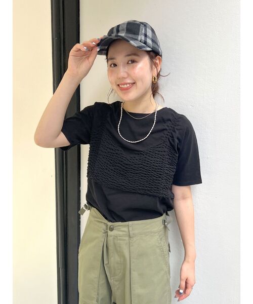 Ungrid(アングリッド)の「ギャザーフィットTee(Tシャツ/カットソー・レディース・ブラック/レッド/オフホワイト・FREE)」の3枚目の写真