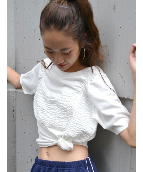 Ungrid(アングリッド)の「ギャザーフィットTee(Tシャツ/カットソー・レディース・ブラック/レッド/オフホワイト・FREE)」の5枚目の写真
