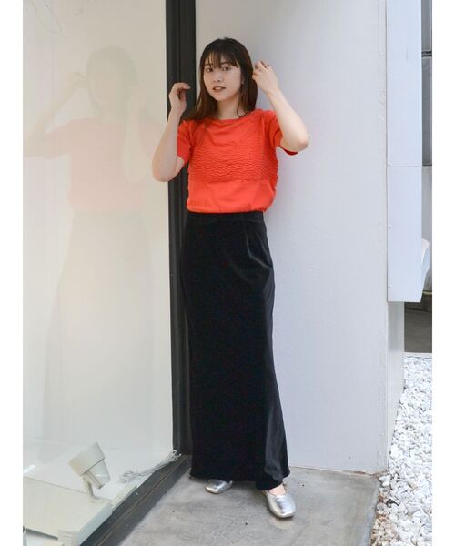 Ungrid(アングリッド)の「ギャザーフィットTee(Tシャツ/カットソー・レディース・ブラック/レッド/オフホワイト・FREE)」の13枚目の写真