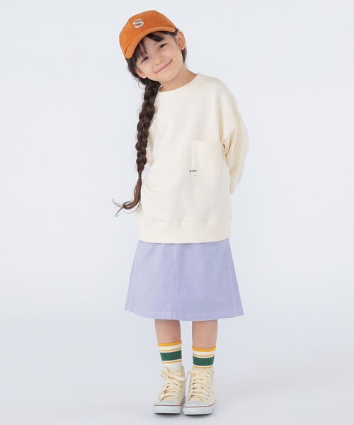 SHIPS（シップス）の「【WEB限定】SHIPS KIDS:100～160cm / マイクロ ロゴ スウェット（スウェット・キッズ・グリーン/ラベンダー/ナチュラル/ブラック/ライトグレー・100/110/120/130/S/145/M/160）」の9枚目の写真