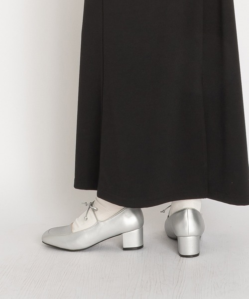 SVEC(シュベック)の「ブロックヒール スクエアトゥ メリージェーン / ストラップリボンパンプス(パンプス・レディース・ブラック系その他/ブラック/シルバー・40/38/39/35/36/37)」の16枚目の写真