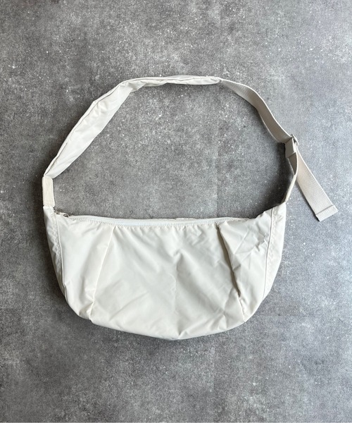 CPCM（シーピーシーエム）の「エステルボディバッグ（ボディバッグ/ウエストポーチ・メンズ・ブラック/アイボリー・FREE）」の16枚目の写真