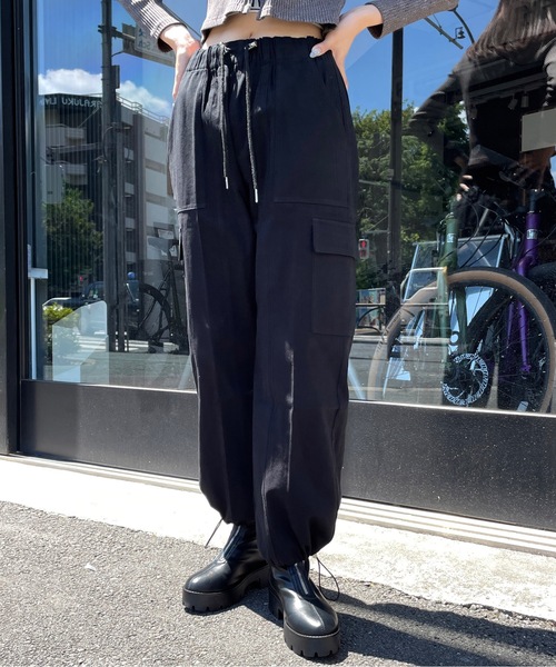 one way(ワンウェイ)の「【サイズ展開あり】新色追加!ツイルカーゴパンツ(カーゴパンツ・レディース・ベージュ/ブラック/カーキ/ダークブルー・SMALL/MEDIUM)」の5枚目の写真