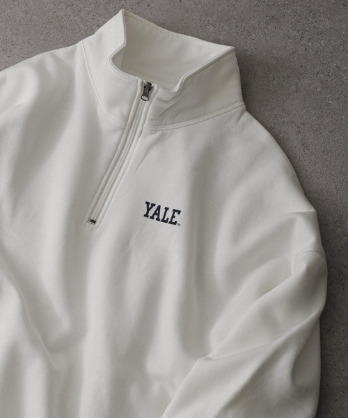 ZIP FIVE（ジップファイブ）の「【YALE】 カレッジロゴ ハーフジップ 長袖 裏起毛 スウェット トレーナー（スウェット・レディース・チャコール/ネイビー系/グレー系1/アイボリー系/ホワイト/杢グレー/ネイビー/ブラック/ホワイト系/グレー系/オートミール/ブラック系/ホワイト系2/ホワイト系1/グレー系2/グレー系3/ベージュ/ベージュ系・LARGE/MEDIUM）」の3枚目の写真