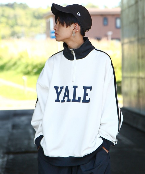 ZIP FIVE（ジップファイブ）の「【YALE】 カレッジロゴ ハーフジップ 長袖 裏起毛 スウェット トレーナー（スウェット・レディース・チャコール/ネイビー系/グレー系1/アイボリー系/ホワイト/杢グレー/ネイビー/ブラック/ホワイト系/グレー系/オートミール/ブラック系/ホワイト系2/ホワイト系1/グレー系2/グレー系3/ベージュ/ベージュ系・LARGE/MEDIUM）」の4枚目の写真