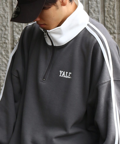 ZIP FIVE（ジップファイブ）の「【YALE】 カレッジロゴ ハーフジップ 長袖 裏起毛 スウェット トレーナー（スウェット・レディース・チャコール/ネイビー系/グレー系1/アイボリー系/ホワイト/杢グレー/ネイビー/ブラック/ホワイト系/グレー系/オートミール/ブラック系/ホワイト系2/ホワイト系1/グレー系2/グレー系3/ベージュ/ベージュ系・LARGE/MEDIUM）」の12枚目の写真