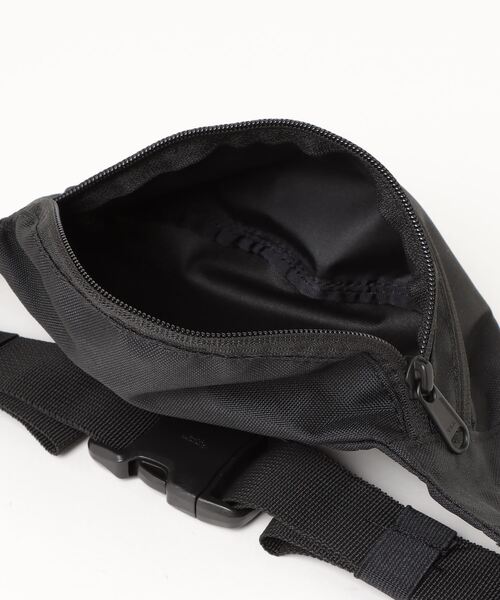 DAKINE(ダカイン)の「DAKINE CLASSIC HIP PACK ボディバッグ 【2023年秋冬モデル】/ダカインボディバッグウエストポーチ(ボディバッグ/ウエストポーチ・メンズ・ブラック/ブラック系その他/グレー系その他/ブラウン系その他/キャメル/レッド系その他・FREE)」の9枚目の写真