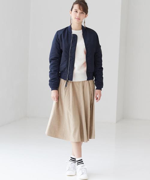 Alpha Industries（アルファインダストリーズ）の「［WEB限定］［アルファ］ALPHA　W-MA-1ブルゾン（ブルゾン・レディース・オリーブ/ネイビー・MEDIUM/SMALL）」の4枚目の写真