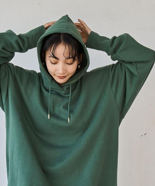 coen（コーエン）の「【WEB限定】CVC裏起毛オーバーサイズフーディパーカー（パーカー・レディース・ケリーグリーン/ライラック/オフホワイト/ブラック/ダークグレー・M/L）」の15枚目の写真