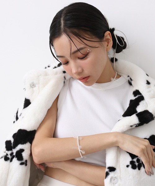 one after another NICE CLAUP（ワンアフターアナザーナイスクラップ）の「【ribbon collection】オーガンリボンブレスレット（ブレスレット・レディース・アイボリー/ブラック・FREE）」の6枚目の写真