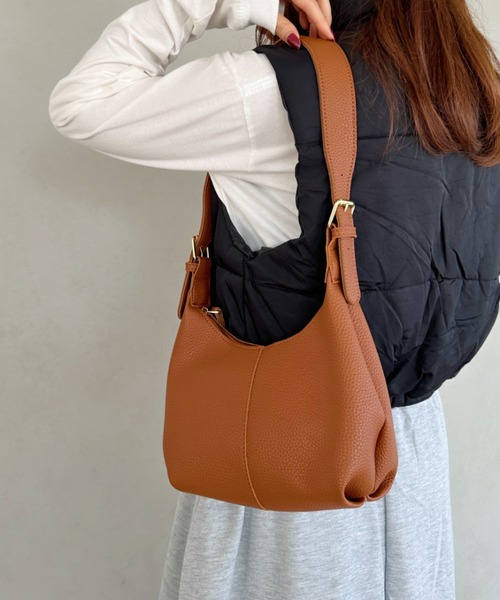 MYMOOD.(マイムード)の「round moon shoulder bag/ワンハンドルラウンドムーンPUショルダーバッグ ハンドバッグ(ショルダーバッグ・レディース・グレイッシュベージュ/アイボリー/ブラウン/ブラック/ダークブラウン/グリーン/モカ・FREE)」の13枚目の写真