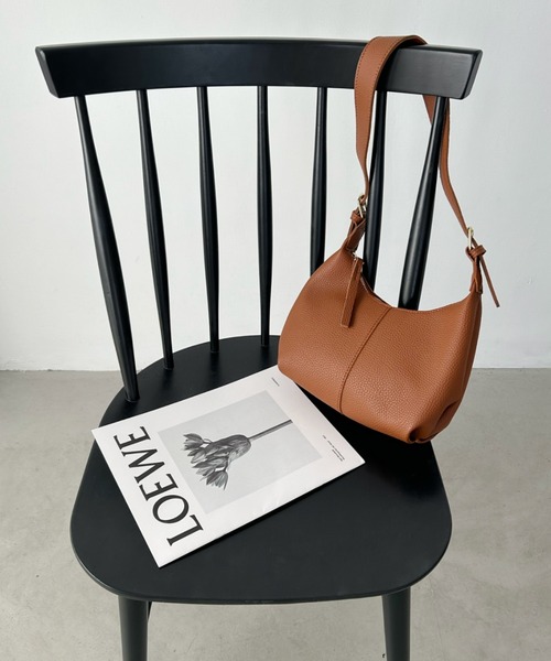 【BLAYMORE】ムーンショルダーバッグ エ*ン様 【完売品】【BLAYMORE】 moon shoulder bag - メルカリ