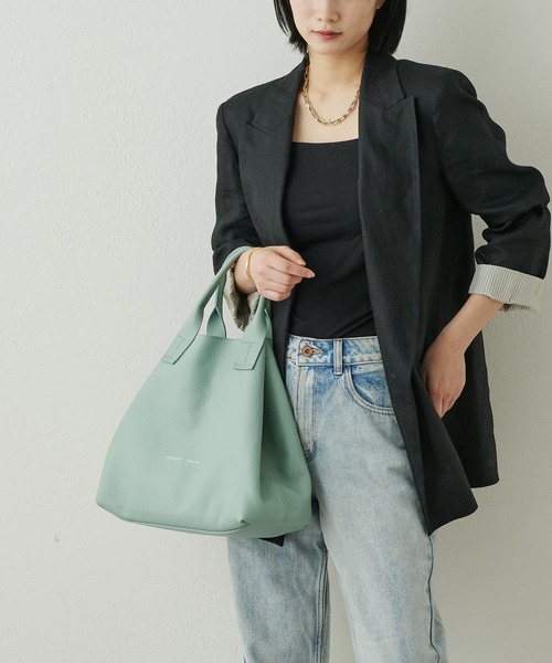 IACUCCI（イアクッチ）の「オペラ CERVO/INSTAMP（トートバッグ