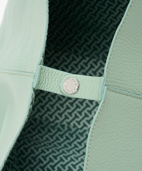 IACUCCI（イアクッチ）の「オペラ CERVO/INSTAMP（トートバッグ・レディース・ライトグレー/パープル/グレー/ピンク/サンドベージュ/ミント/ブラック・FREE）」の19枚目の写真