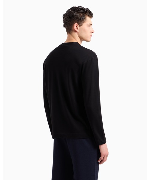 EMPORIO ARMANI（エンポリオアルマーニ）の「【エンポリオ アルマーニ】オーバーサイズトップス シルケットピケ マイクロロゴ（Tシャツ/カットソー・メンズ・ネイビー/ブラック・LARGE/MEDIUM/SMALL/X-SMALL/X-LARGE/XX-LARGE/XXX-LARGE/XX-SMALL）」の6枚目の写真