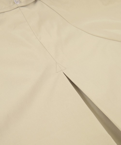 titivate(ティティベイト)の「ボリュームスリーブミドル丈トレンチコート(トレンチコート・レディース・ネイビー/ライトベージュ・M/S)」の3枚目の写真