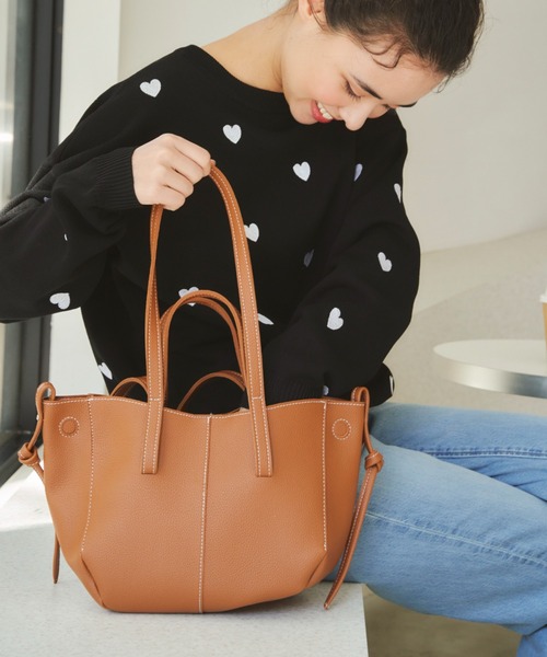 Birthday room(バースデイルーム)の「マルチWAY ショルダートートBAG(ショルダーバッグ・レディース・ブラック/ブラウン/アイボリー/キャメル・FREE)」の4枚目の写真