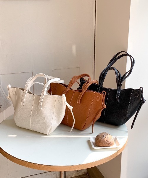 Birthday room(バースデイルーム)の「マルチWAY ショルダートートBAG(ショルダーバッグ・レディース・ブラック/ブラウン/アイボリー/キャメル・FREE)」の10枚目の写真