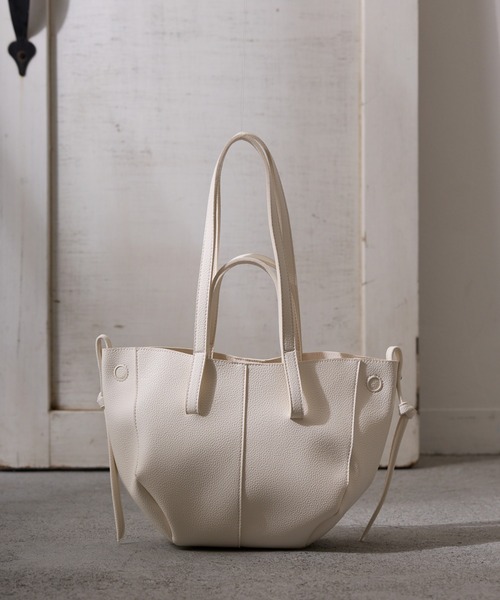 Birthday room(バースデイルーム)の「マルチWAY ショルダートートBAG(ショルダーバッグ・レディース・ブラック/ブラウン/アイボリー/キャメル・FREE)」の12枚目の写真