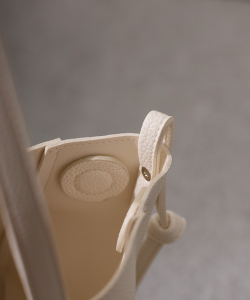 Birthday room(バースデイルーム)の「マルチWAY ショルダートートBAG(ショルダーバッグ・レディース・ブラック/ブラウン/アイボリー/キャメル・FREE)」の17枚目の写真