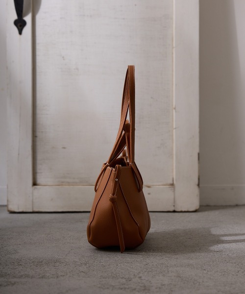 Birthday room(バースデイルーム)の「マルチWAY ショルダートートBAG(ショルダーバッグ・レディース・ブラック/ブラウン/アイボリー/キャメル・FREE)」の19枚目の写真