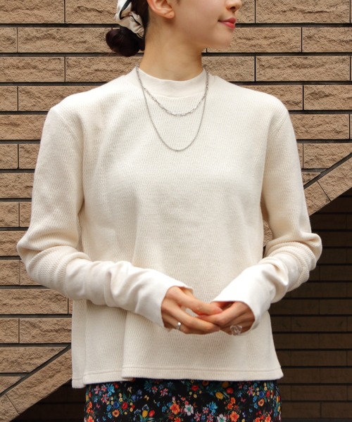 MEYAME(メヤメ)の「MEYAME/メヤメ フロントアンドバックリブプルオーバー FRONT AND BACK RIB PULLOVER(Tシャツ/カットソー・レディース・クリーム/ネイビー・FREE)」の5枚目の写真