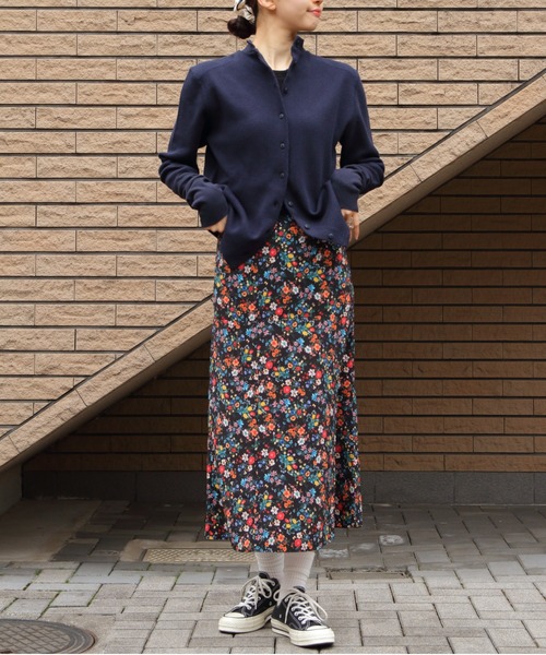 MEYAME(メヤメ)の「MEYAME/メヤメ フロントアンドバックリブプルオーバー FRONT AND BACK RIB PULLOVER(Tシャツ/カットソー・レディース・クリーム/ネイビー・FREE)」の7枚目の写真