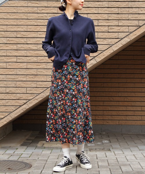 MEYAME(メヤメ)の「MEYAME/メヤメ フロントアンドバックリブプルオーバー FRONT AND BACK RIB PULLOVER(Tシャツ/カットソー・レディース・クリーム/ネイビー・FREE)」の14枚目の写真