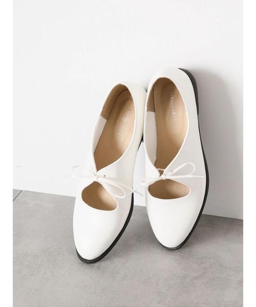 Lugnoncure（ルノンキュール）の「メリージェーンシューズ（ドレスシューズ・レディース・ブラック/オフホワイト・L/M）」の3枚目の写真