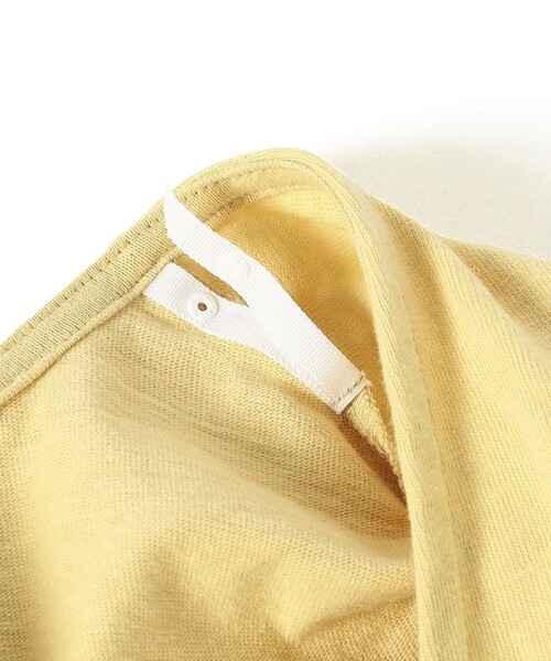 SHIPS(シップス)の「【SHIPS別注】onit:〈手洗い可能〉ラフィ 天竺 バック オープン ロング スリーブ◇(Tシャツ/カットソー・レディース・イエロー/ブラック・ONE SIZE)」の11枚目の写真