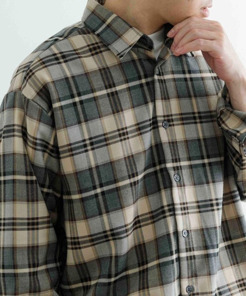 ITEMS URBANRESEARCH（アイテムズ アーバンリサーチ）の「TRストレッチ チェック レギュラーカラーシャツ（シャツ/ブラウス・メンズ・グレー/ネイビー/ベージュ・MEDIUM/LARGE）」の12枚目の写真