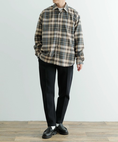 ITEMS URBANRESEARCH（アイテムズ アーバンリサーチ）の「TRストレッチ チェック レギュラーカラーシャツ（シャツ/ブラウス・メンズ・グレー/ネイビー/ベージュ・MEDIUM/LARGE）」の15枚目の写真