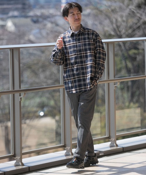 ITEMS URBANRESEARCH（アイテムズ アーバンリサーチ）の「TRストレッチ チェック レギュラーカラーシャツ（シャツ/ブラウス・メンズ・グレー/ネイビー/ベージュ・MEDIUM/LARGE）」の22枚目の写真