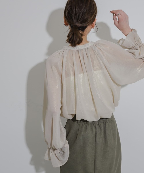 SENSE OF PLACE by URBAN RESEARCH（センスオブプレイスバイアーバンリサーチ）の「ハクプリントブラウス（シャツ/ブラウス・レディース・ベージュ/ライトブルー/グレー・ONE）」の5枚目の写真