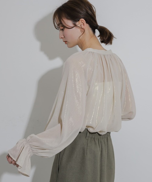 SENSE OF PLACE by URBAN RESEARCH（センスオブプレイスバイアーバンリサーチ）の「ハクプリントブラウス（シャツ/ブラウス・レディース・ベージュ/ライトブルー/グレー・ONE）」の7枚目の写真