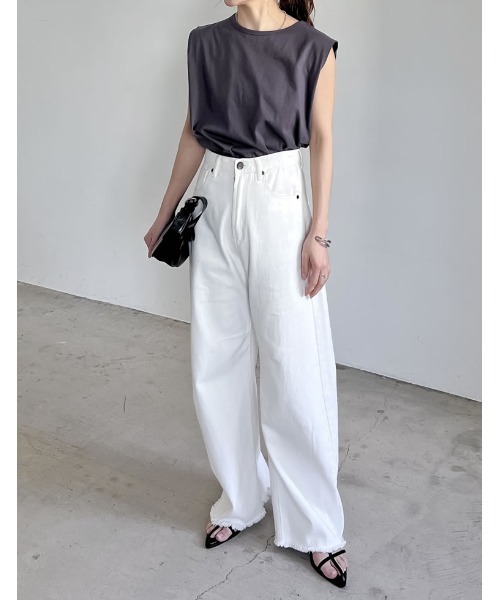 Re:EDIT（リエディ）の「[二の腕すっきり]コットンフレンチスリーブチュニックTシャツ（Tシャツ/カットソー・レディース・グレイッシュベージュ/ブラック/チャコールグレー/アイボリー・MEDIUM/LARGE）」の12枚目の写真