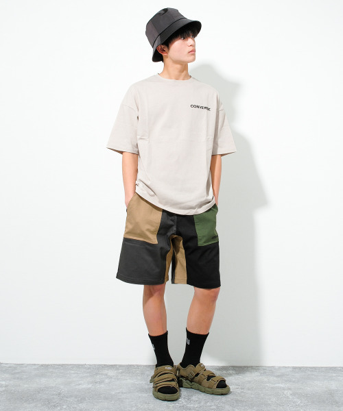 セール】CONVERSE 別注スニーカー柄バックプリントTシャツ（T